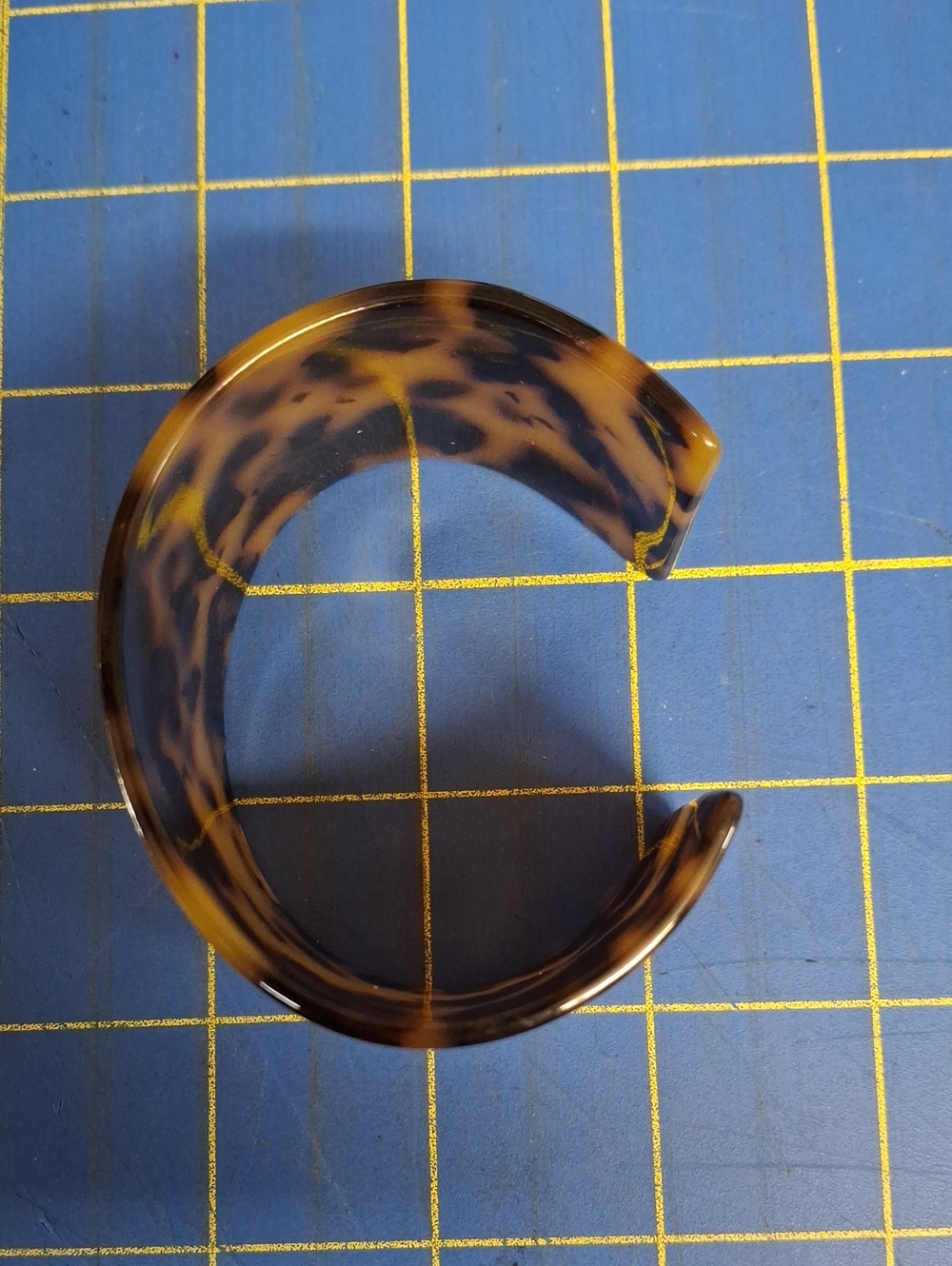Tortoiseshell Pattern 3" x 2.25" Cuff Resin Bracelet - Brown - Picture 5 of 5